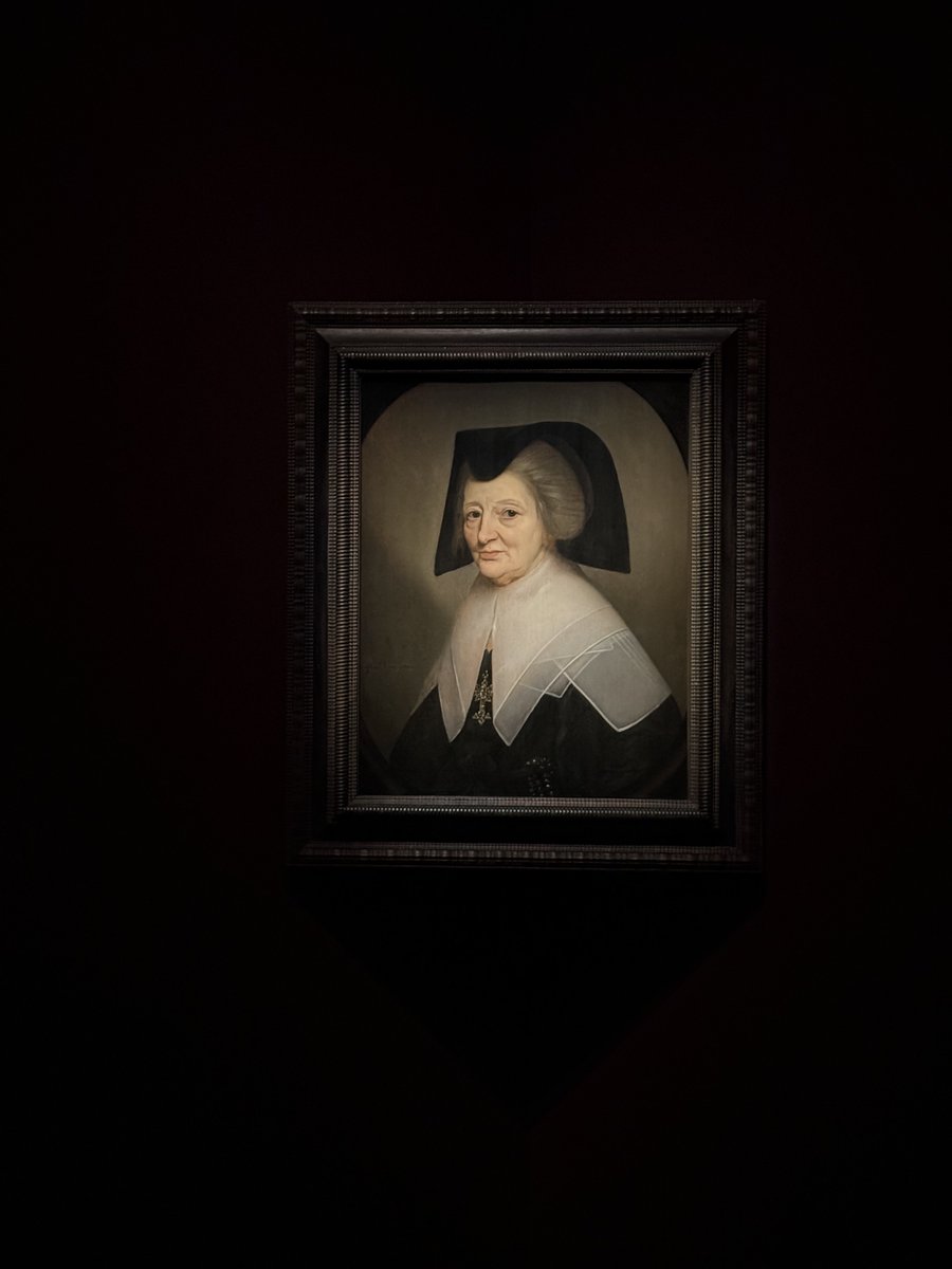 ApmNeill's tweet photo. At the van Honthorst exhibition today they had 3 Interactive booths. When you walked in you could hear sounds of the theme of the painting. It was beautifully curated. Hats off to Utrecht Museum Centraal. Brilliantly curated and Spacious. 💙 https://t.co/G9EeWvHuhO