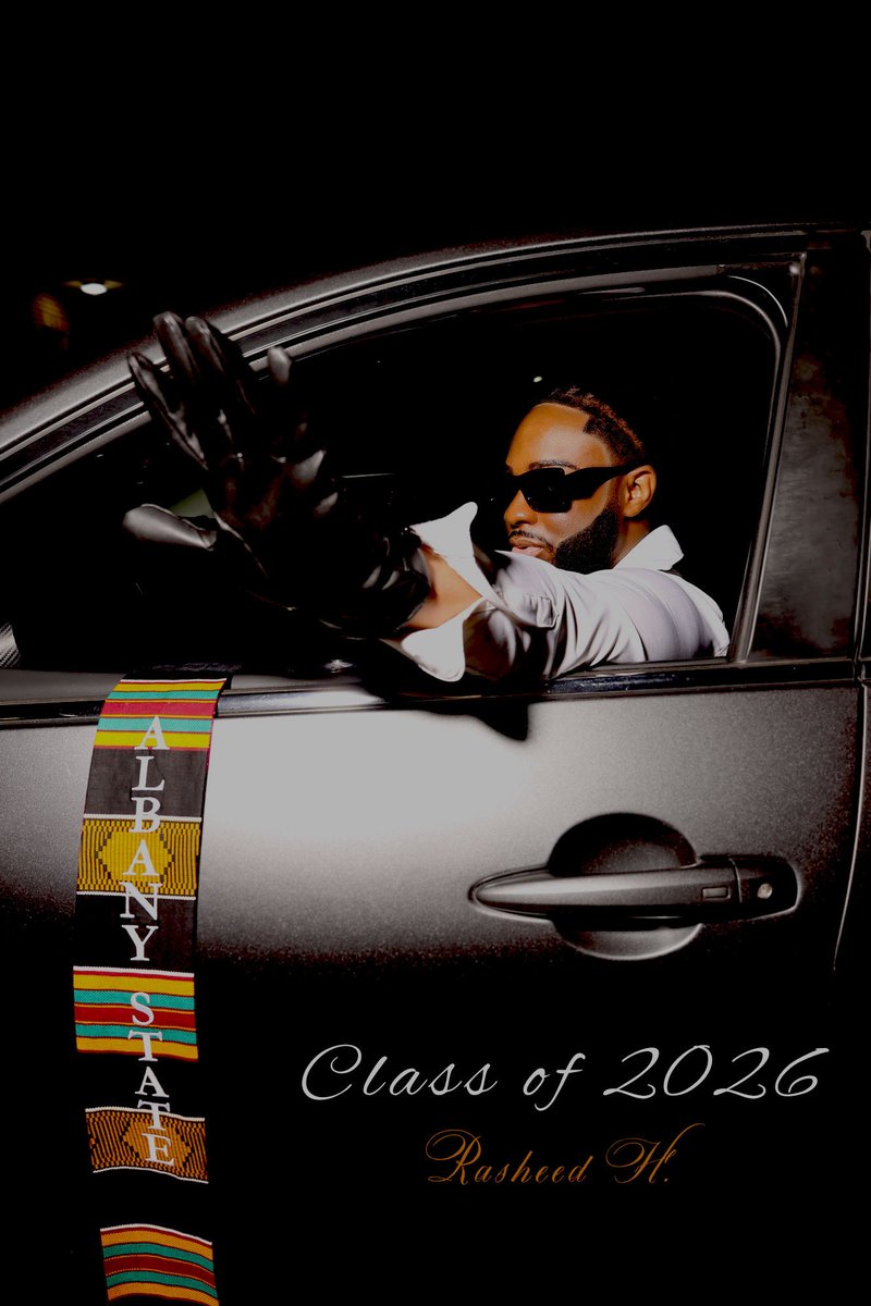 AustriaJ__'s tweet photo. My Top Creative Project for Spring 26’ 🎓📸
Model Creation &amp; Edit by @AJProducedIt 🐐

Late nights &amp; fun creating this 😎
•
•
•
#Photographer #MariahTheScientist #Photography #AlbanyGA #AlbanyStateUniversity #GradPhotos https://t.co/ygGVVzupy0
