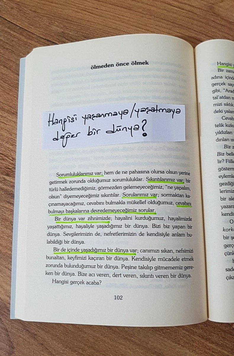 aaycandy's tweet photo. Hangisi yaşanmaya/yaşatmaya değer bir dünya? https://t.co/2Dfz5m1fxP