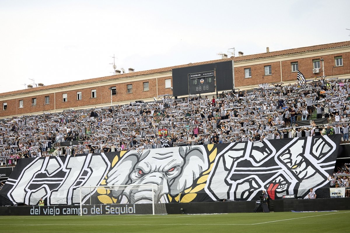 AlbinegroGSB's tweet photo. CDCastellón - SD Eibar
#CDCS 🐘#PPO 🏳️🏴 https://t.co/2PkUQlAJ7o