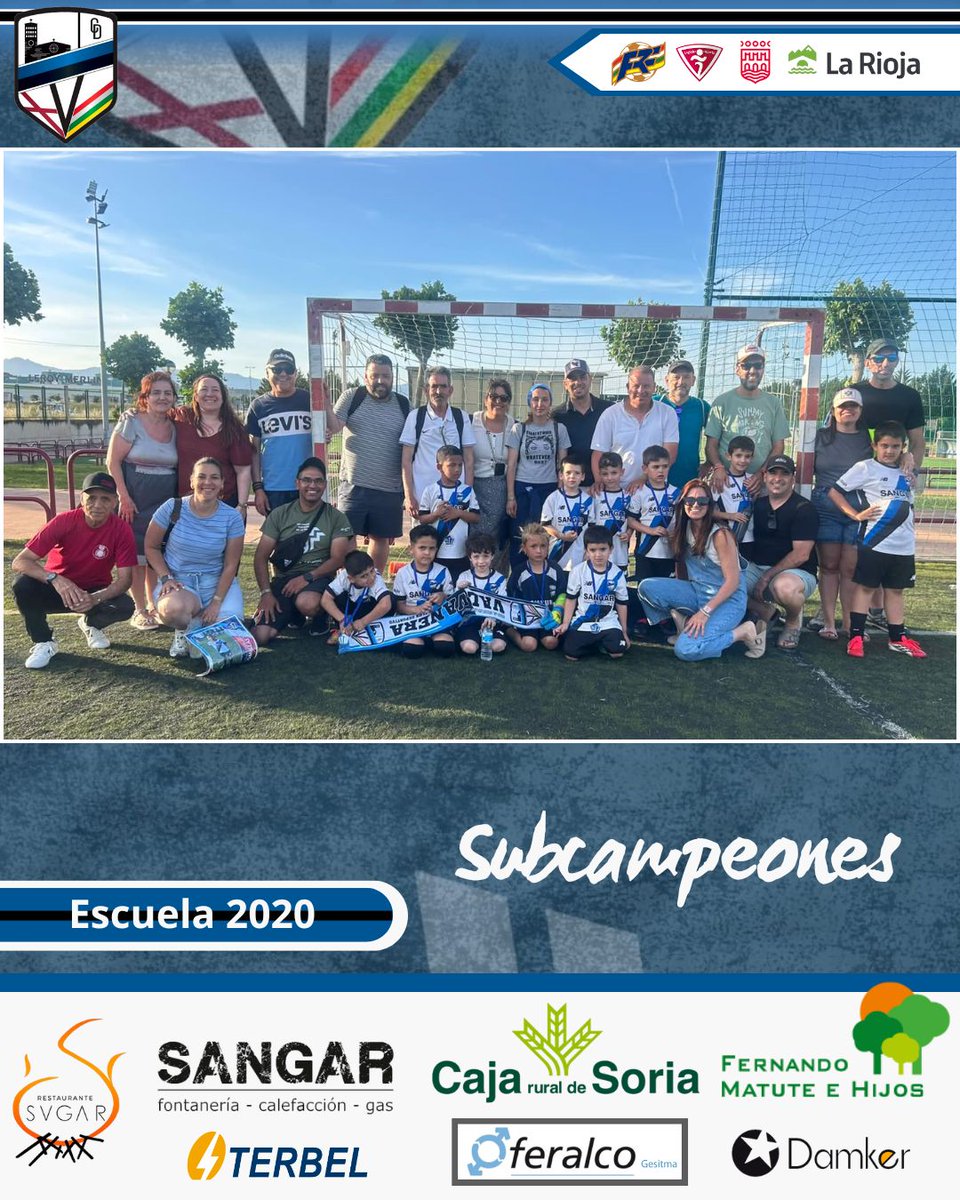 Valvatwitt's tweet photo. 🥈 ¡Gran trabajo de nuestra escuelita! ⚪🔵⚫
El Valvanera 2020 ha logrado hoy el subcampeonato del Torneo del Comillas 👏⚽
Muchísimo mérito para nuestros pequeños, disfrutando y compitiendo hasta el final. ¡Orgullosos del equipo! 💪
#VamosValva ⚪🔵⚫ https://t.co/4ERI85vzfl