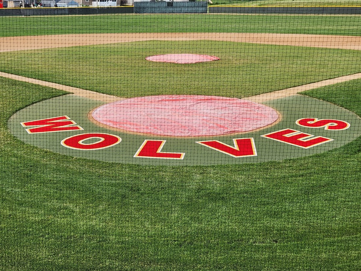 Marion_Baseball's tweet photo. A big thank you to Jeremy and Heather Griffith and Greg Van Gorp for giving the halo a fresh update! It looks great! #together https://t.co/Z6eWrhNuW4