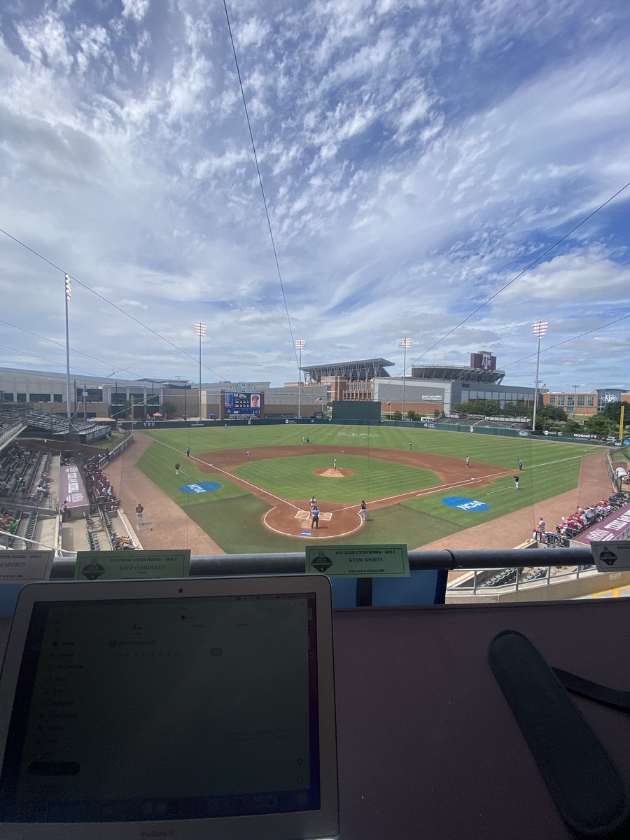 wrldwideguy's tweet photo. Day 3 in College Station underway! https://t.co/Kk23BpXIKb