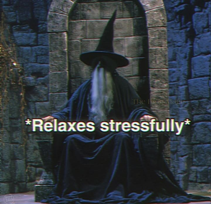LabyrinthRaven_'s tweet photo. "So what? You're just gonna sit there and listen to David Bowie?" 
me, on the verge of a breakdown: It worked a thousand times before. https://t.co/eRcq5brsLK