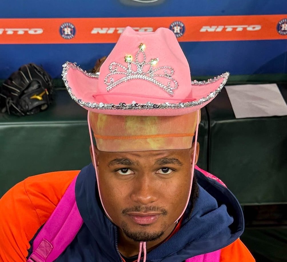 MLBMetrics's tweet photo. Alimber Santa in 5 career innings:

0 H
0 ER
4 K https://t.co/9jjTcfDiUb