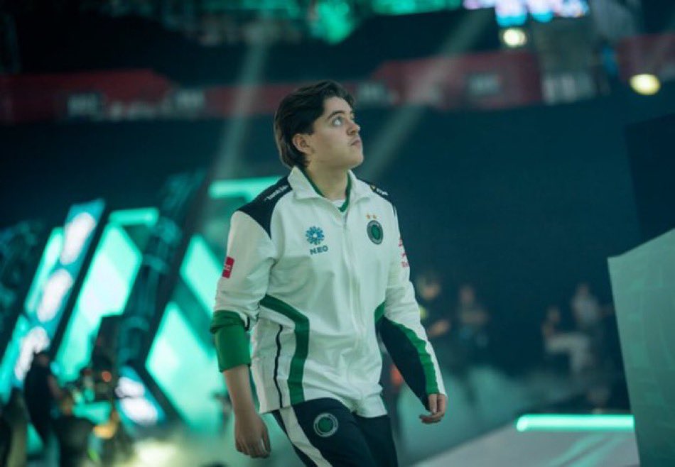 marzZzero0o's tweet photo. He won our hearts https://t.co/h0MnLVBrrV