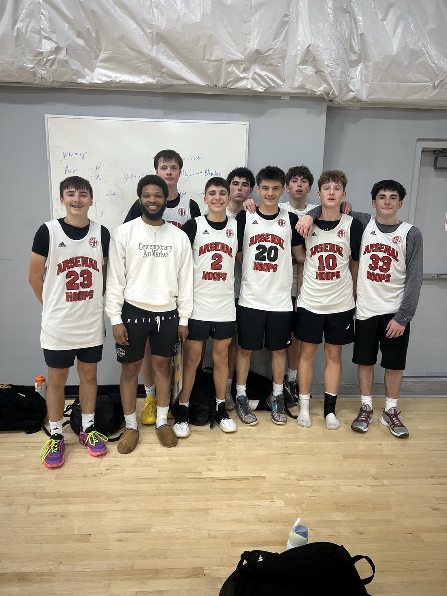 CoachJBTPB's tweet photo. Ending the spring session with a 4-0 weekend. Proud of this group, they have competed and developed over the last 2 months. They also end the spring with a 12-4 record. https://t.co/iVai1sDXh2