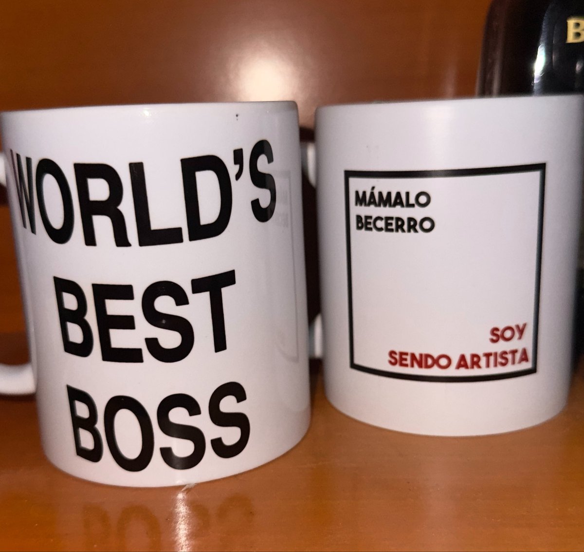 zipOner's tweet photo. Dos tazas que me definen https://t.co/shPWeSWzfh