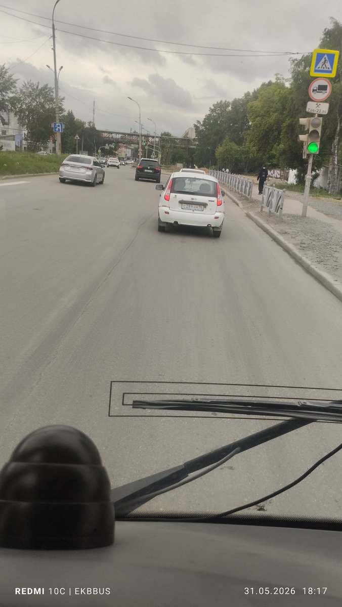 EkbBus's tweet photo. Май, пока. 
Думаю поставил абсолютный рекорд по часам. 
27 смен. 
250 часов где то.

Абсолютный личный рекорд.
Интересно, на такую гнилушку хватит? https://t.co/Exvoo8nPyG
