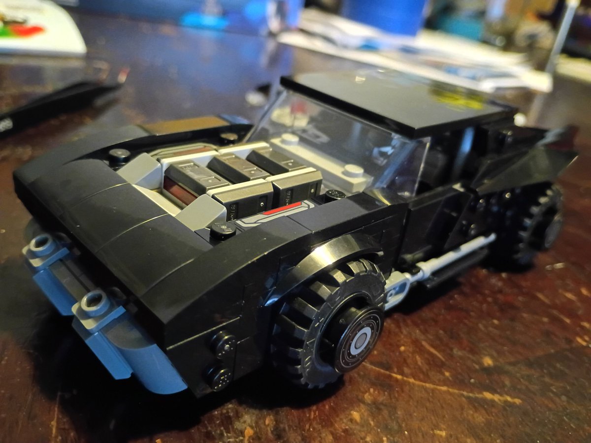 Cynthesader's tweet photo. The new Lego batmobiles are really cool and fun builds

Love they managed to get the Snyder tank even more sleek than before https://t.co/7IJIGXsnsE