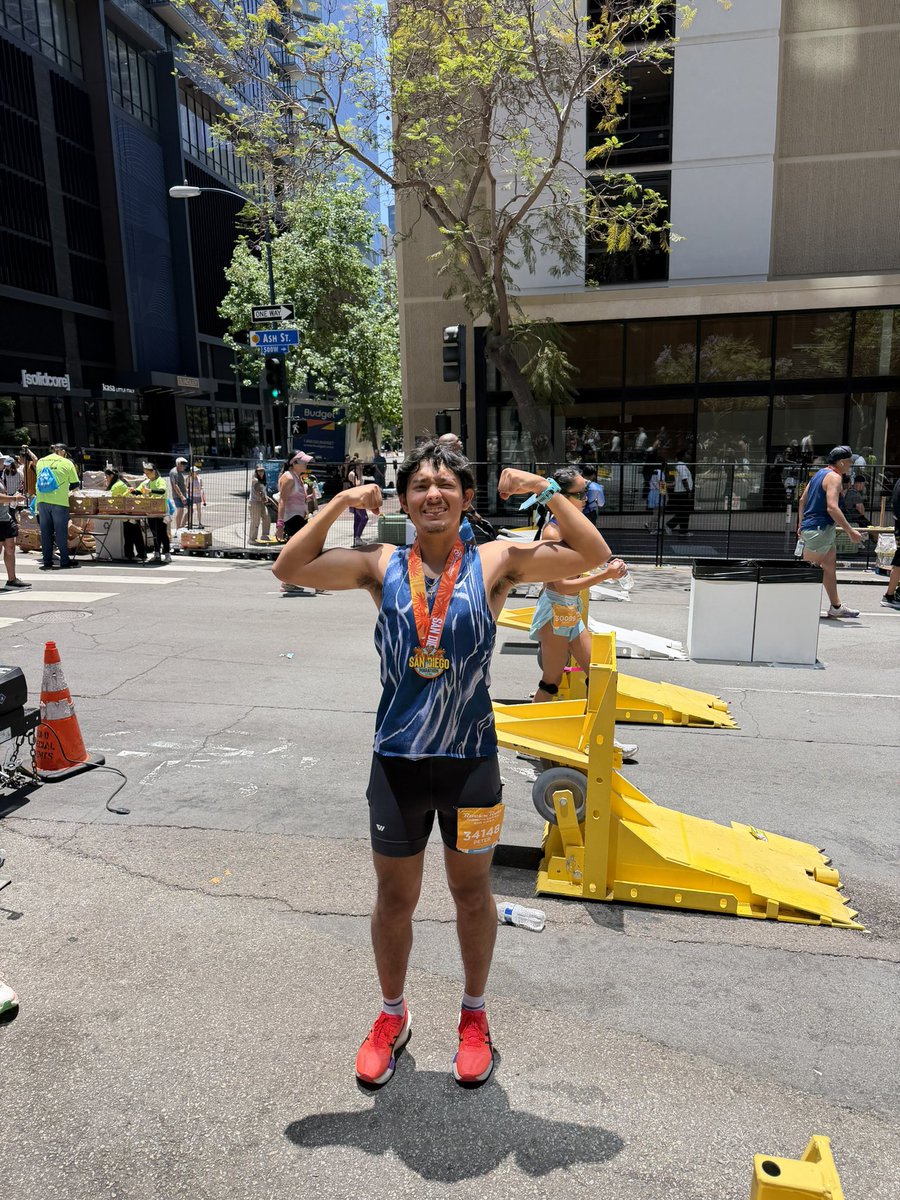 itztwoo's tweet photo. get up and move chat, marathon #2 in the books https://t.co/n4f0Q29KWq