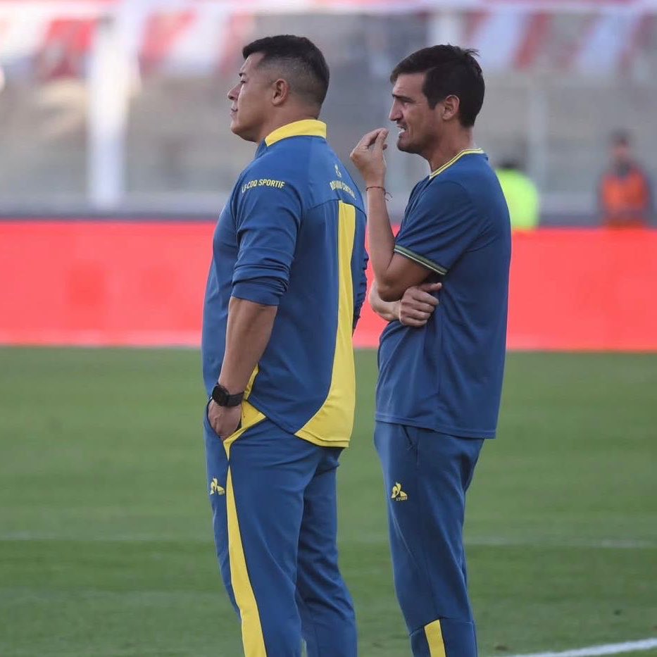 NicoFilomeno's tweet photo. 🚫 Era jugarlo como una final y, sin conducción táctica ni rebelbía, #Central dio lástima en Córdoba: eliminado de Copa Argentina. Otro caótico planteo de Almirón, que pende de un hilo gracias a la banca de Belloso y el grupito que le tocó en la Libertadores. A rearmarse de raíz. https://t.co/Qcr6mNwdE9