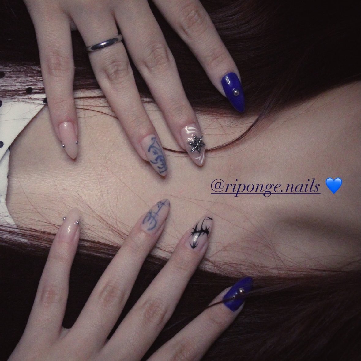 aphrobt's tweet photo. tweet para apreciar o trabalho da minha nail artist 💅 https://t.co/KGBteLL8wW