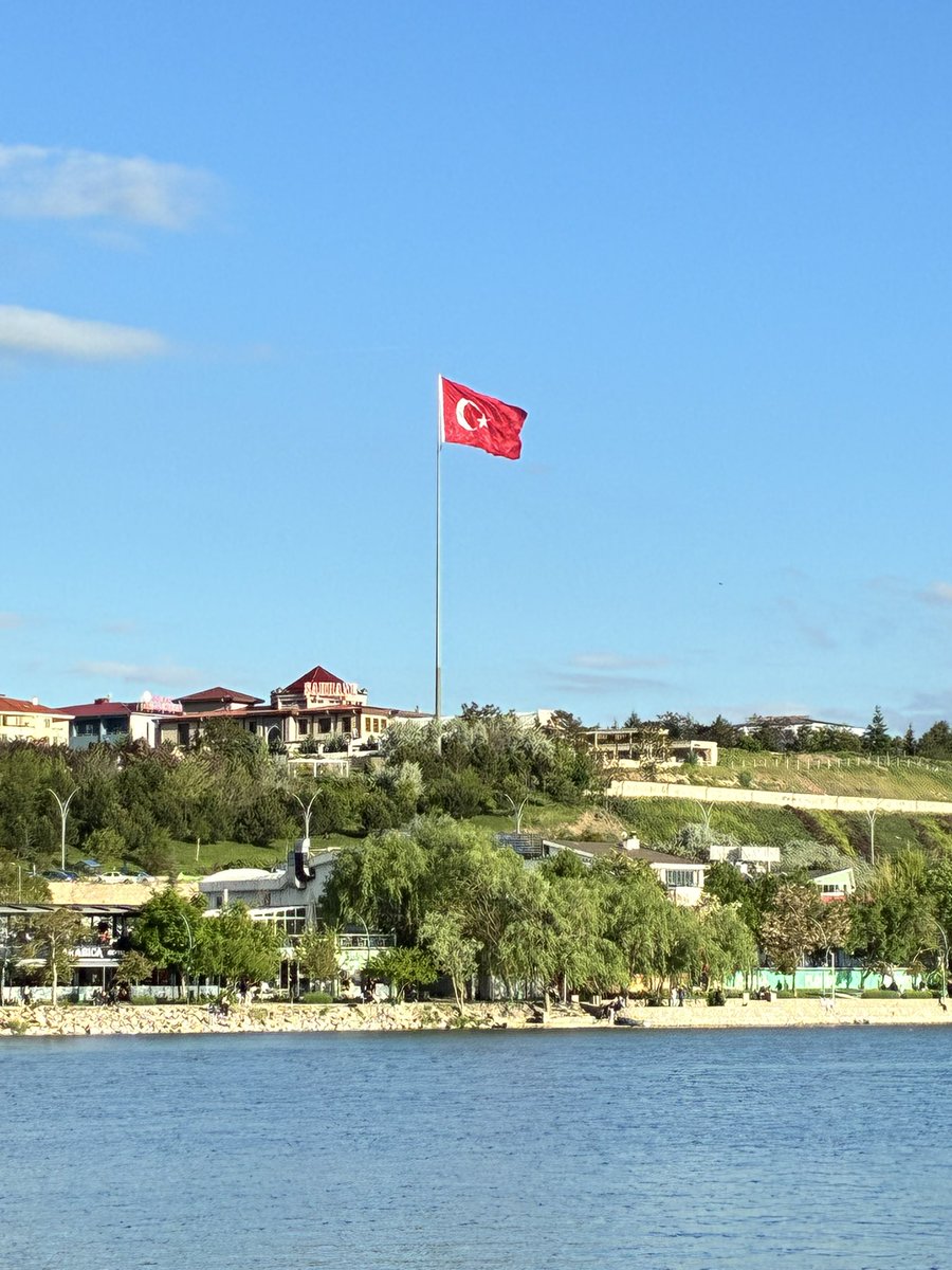 GamzeeKooca's tweet photo. En Ankara fotoğrafını çekmiş bulunmaktayım🇹🇷🇹🇷🇹🇷🇹🇷🤍❤️🤍❤️🤍❤️ https://t.co/aOiMQts2v2
