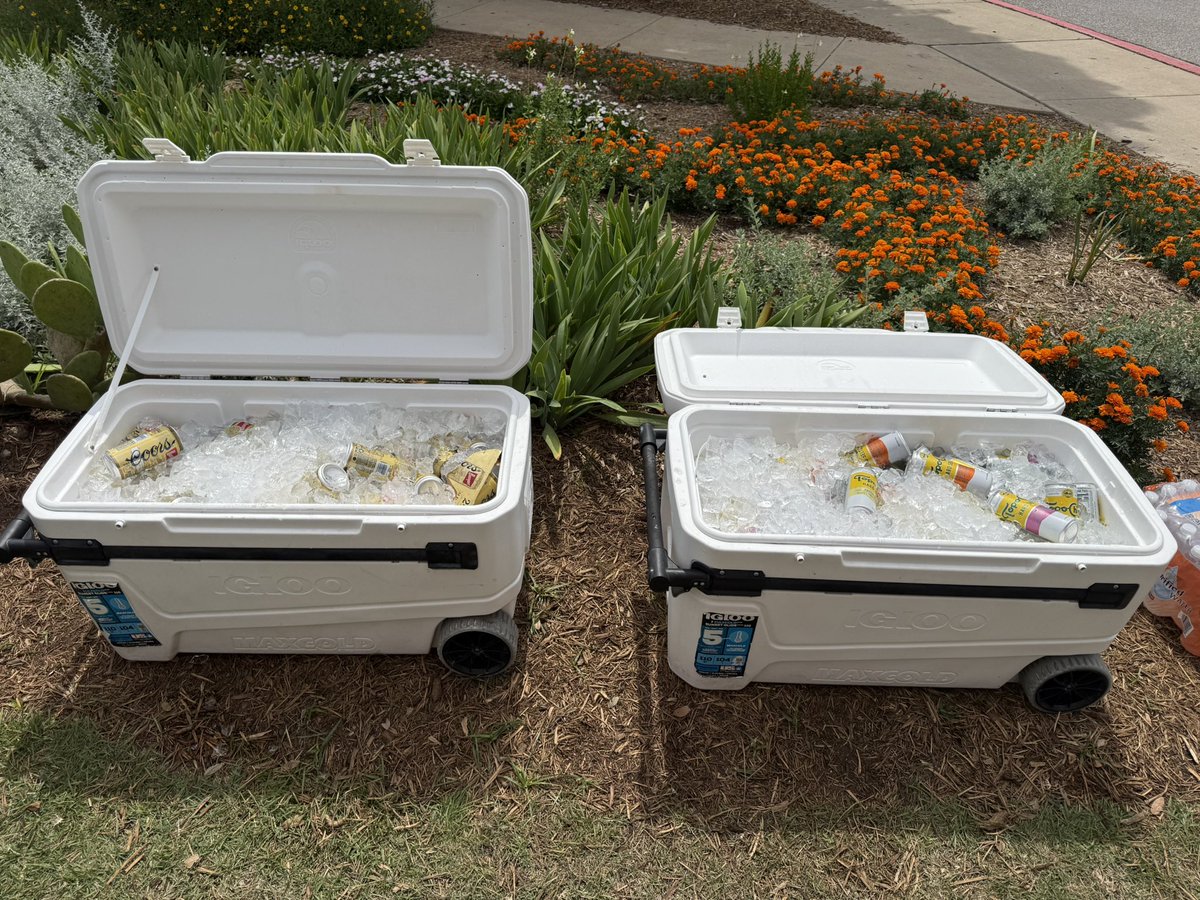 jacspur's tweet photo. Great day to win a regional @TexasBaseball Thank you Faust Distributing for fueling @OccupyLF #LF #FaustDistributing @Diapers_Tequila @CoorsLight @CoorsBanquet @MillerLite https://t.co/0uvRuTPN83