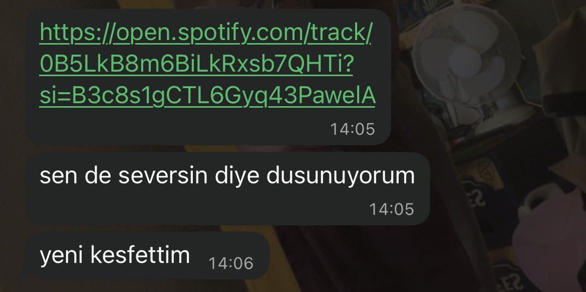 efetrkogluu's tweet photo. altından bi şey aramamalıyım aramamalıyım aramamalıyım

https://t.co/240FvN93HV

ama… https://t.co/0wCabQeHuL