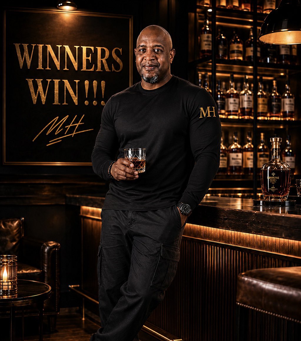 MickUnplugged's tweet photo. Winning isn’t loud. It’s earned.

The grind nobody claps for becomes the result nobody can argue with.

Winners win. 

@RobertIrvine @dhglover @KevinHart4real @kevinolearytv  @jayicarter https://t.co/7Zm6o17GAX