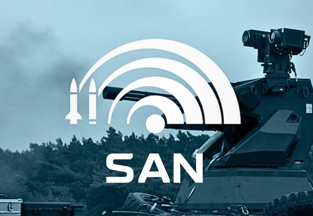 WarNewsPL1's tweet photo. 🇵🇱
Największym wyzwaniem w tak krótkim czasie jest skoordynowanie pracy wielu podsystemów oraz zintegrowanie ich w jeden skutecznie działający i w pełni operacyjny system oraz wdrożenie i wykonanie dostaw znacznej ilości technologii w określonym czasie. Jesteśmy w pełnej gotowości do realizacji programu SAN – dr Radosław Piesiewicz, dyrektor generalny i współzałożyciel @APS_SKYctrl