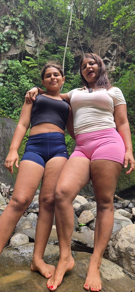 FapAddict000's tweet photo. ഉഫ്.. രണ്ടും 🍌😋🥵 https://t.co/5sHWZMHcTH