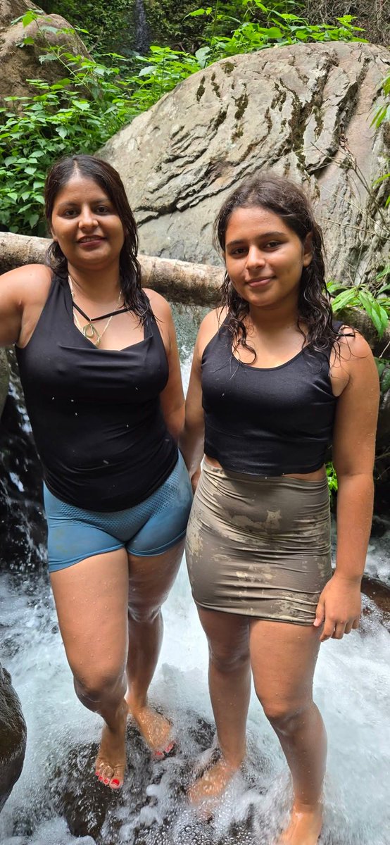 FapAddict000's tweet photo. 🥵🥵😋😋😋 https://t.co/7GuYL4Xpv5