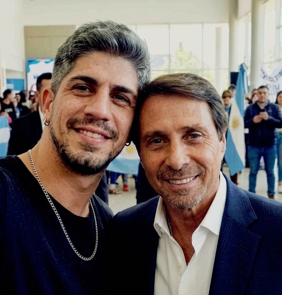 PeronEmperador's tweet photo. @edufeiok Edu vas a tener que salir a aclarar algunas cosas https://t.co/ZNmOMYt7YM