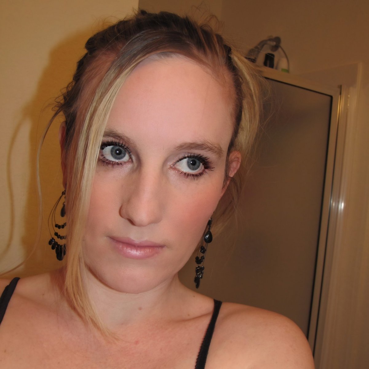 Emily_Olivia92 tweet media