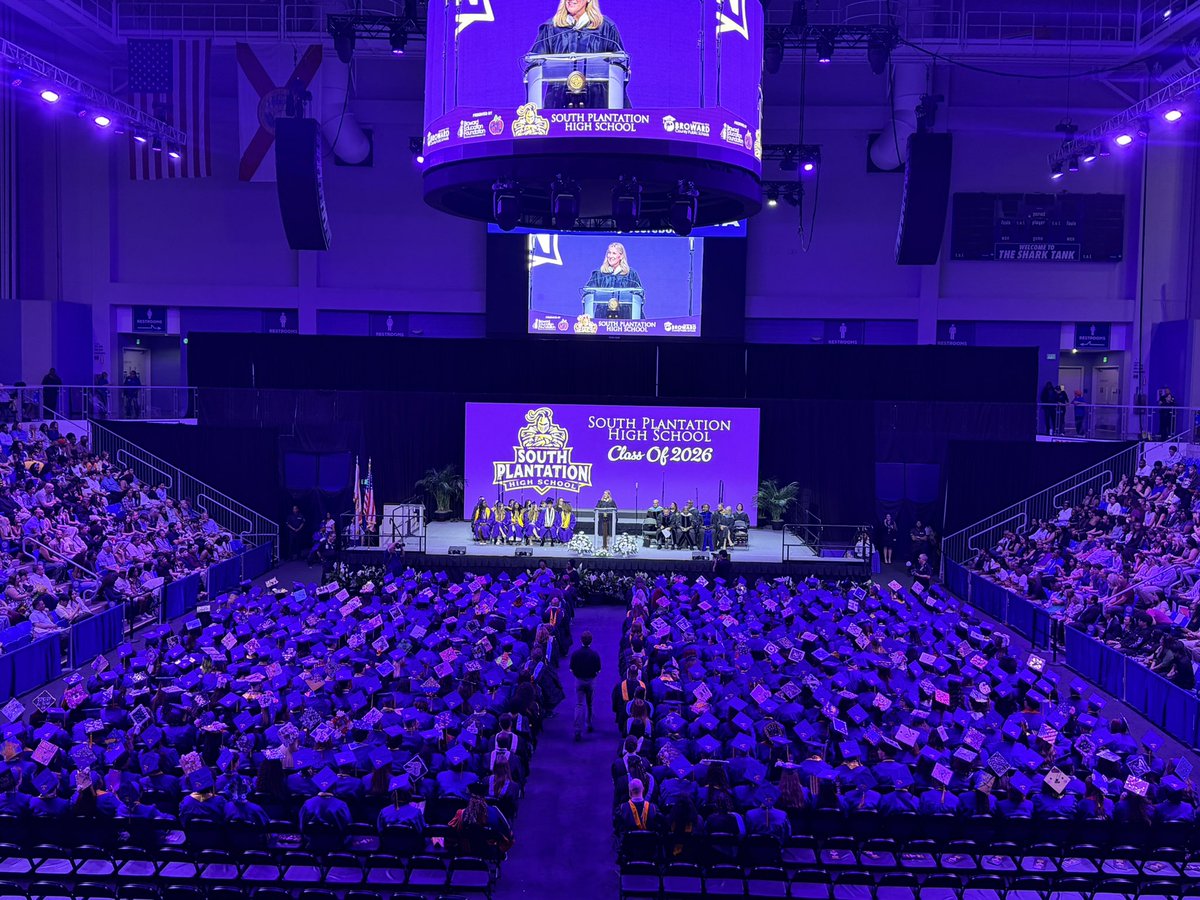 bcpsactivities's tweet photo. Today, we celebrated the outstanding Class of 2026 at South Plantation High School! This milestone marks the start of an exciting new chapter, and we couldn’t be prouder of all you’ve achieved. @browardschools @BCPSDirector https://t.co/EoHLbhurX1