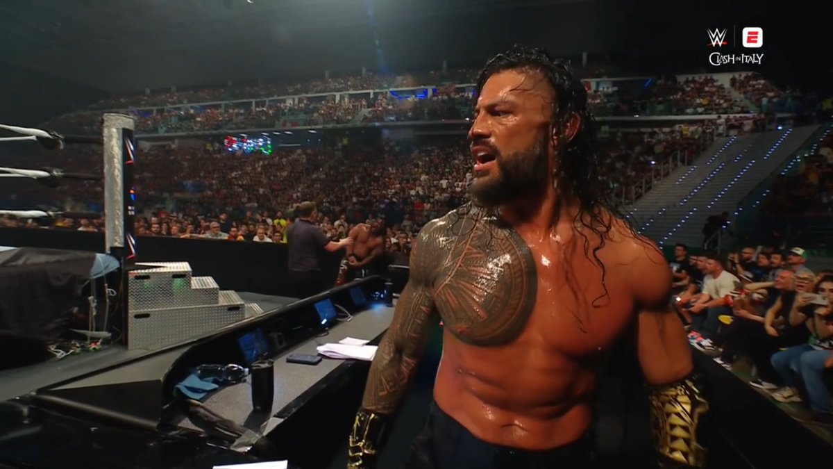 RomanRSource's tweet photo. #RomanReigns #RomanEmpire #TribalChief #HeadoftheTable #WWE #WWEClash https://t.co/cABzUSt0yC