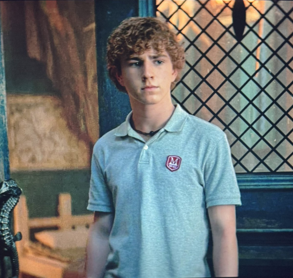 Annabethscamp's tweet photo. The juxtaposition of Percy being in his school t shirt and Annabeth being in her camp T-shirt while they argue.

The human vs demigod of it all https://t.co/pZBS0UrIpI