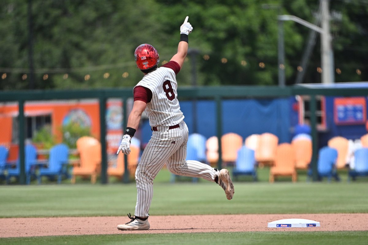 TroyTrojansBSB's tweet photo. Trojans🆚Gators🔜 https://t.co/I2cgHffa9s