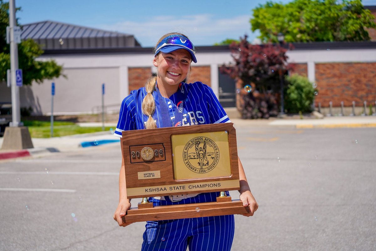 Morgan__Beasley's tweet photo. STATE CHAMPIONS!! I’m so beyond proud of this team and season, and I wouldn’t want to do it with anyone else!! #year3 #finished
@GardnerSoftball https://t.co/wtbtUeme3q