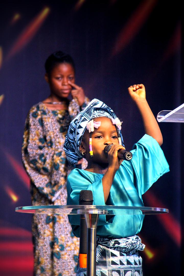 DaySpringVLBC's tweet photo. Lifting our hands to the Lord in worship and gratitude.

We are thankful for how far He has brought us, sustained us, and carried us by His grace. 

Our hearts are truly grateful.

#LastSunday
#Praiseandworship
#DaySpringchapel https://t.co/8HeduVQtHR