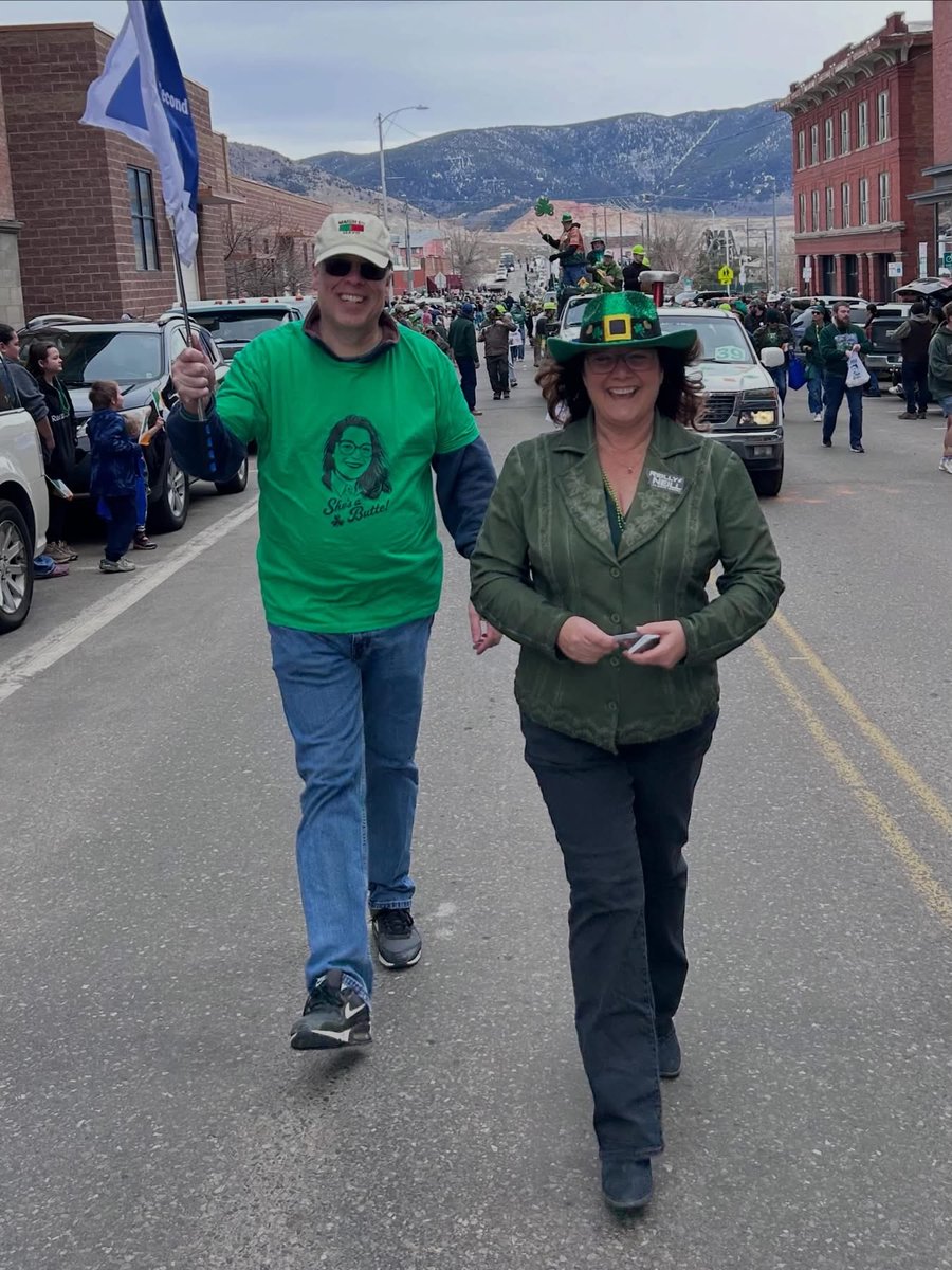 RepRNeill's tweet photo. We’re lucky enough to be traveling through Butte tomorrow afternoon, June 1.
Join us at Headframe Spirits around 5 p.m. The first round’s on me!
#ReillyforMontana
#ButteMT
#SecondWoman https://t.co/PttY9WJhti