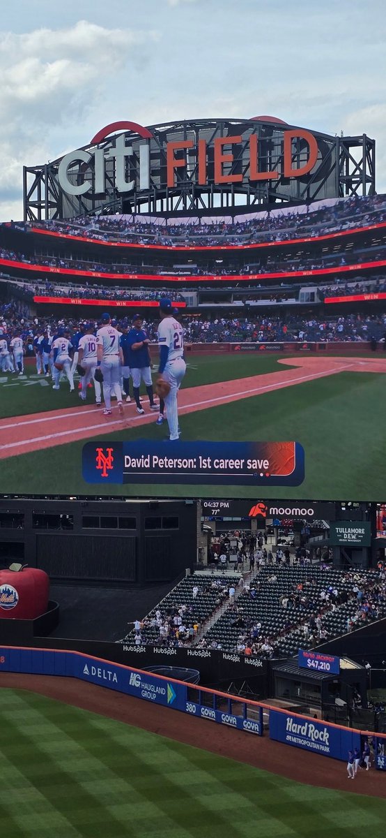 HeySuperNick's tweet photo. Books! Sweep! https://t.co/LuLHweeXZ1