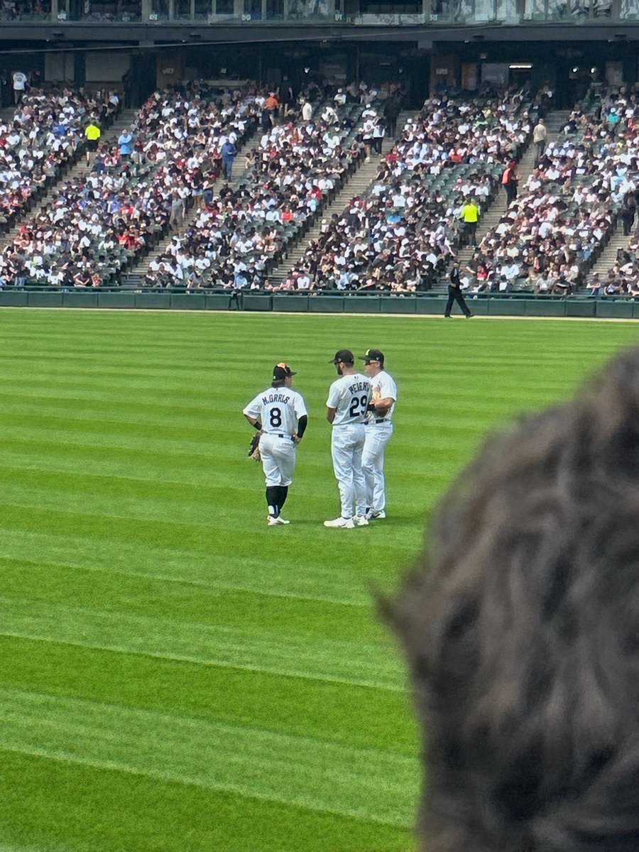 EricMildice424's tweet photo. May have gotten subbed defensively in the 9th but Nishida will be a key part of this team. Boys pulled through. This team is fun! #southside #WhiteSox https://t.co/aVpCZZaffE