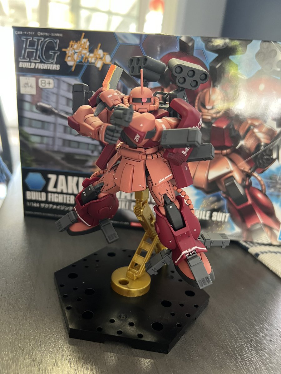 ZeroSyndicate's tweet photo. The Zaku Amazing from #Gundam Build Fighters 1/144. I used the RG Char Zaku II decals to compliment. I loved playing this unit in Gundam MBON! #Gunpla EXVS.2 when!? https://t.co/5gDGRQJeYh