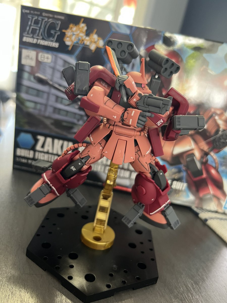 ZeroSyndicate's tweet photo. The Zaku Amazing from #Gundam Build Fighters 1/144. I used the RG Char Zaku II decals to compliment. I loved playing this unit in Gundam MBON! #Gunpla EXVS.2 when!? https://t.co/5gDGRQJeYh