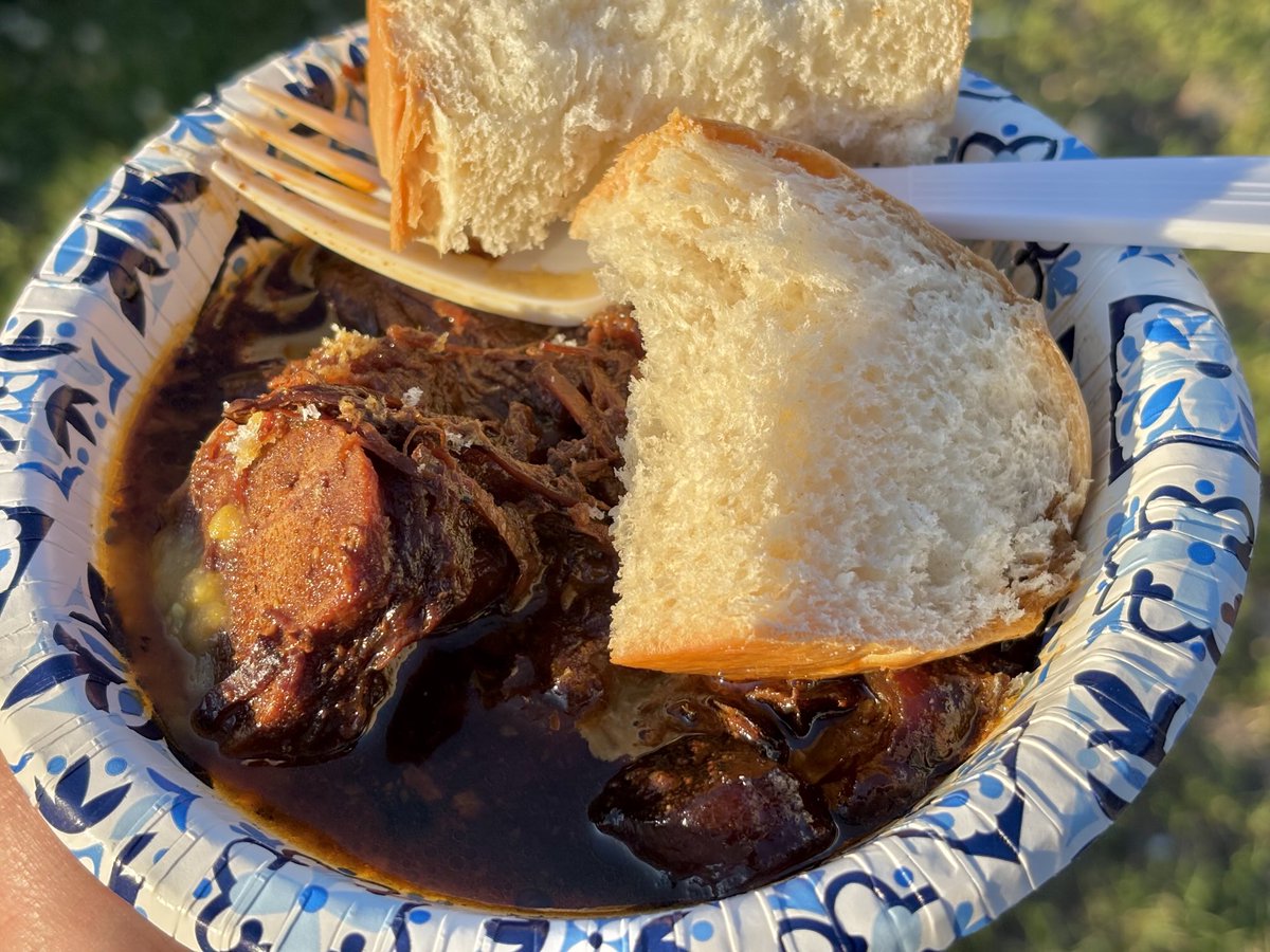 BeckermanJosh's tweet photo. Queens Night Market featuring Kathmandu’s veg combo, pepper pot from Lexie’s, a Mamala knish and the eponymous offering from Bolonito. https://t.co/t1NsBOBzYn