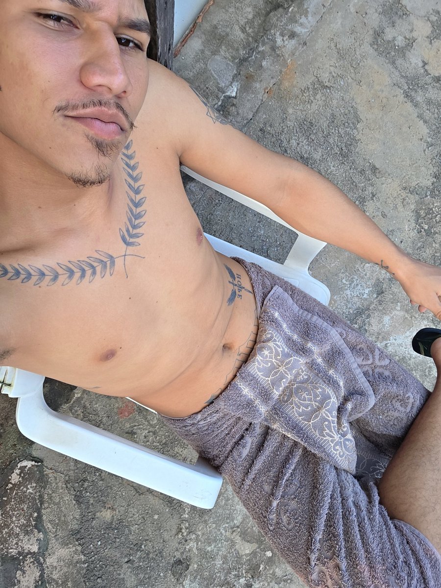 Fenixdotad's tweet photo. Boa tarde 
#chudai 
#wataa https://t.co/Gt5mVjXQ6f