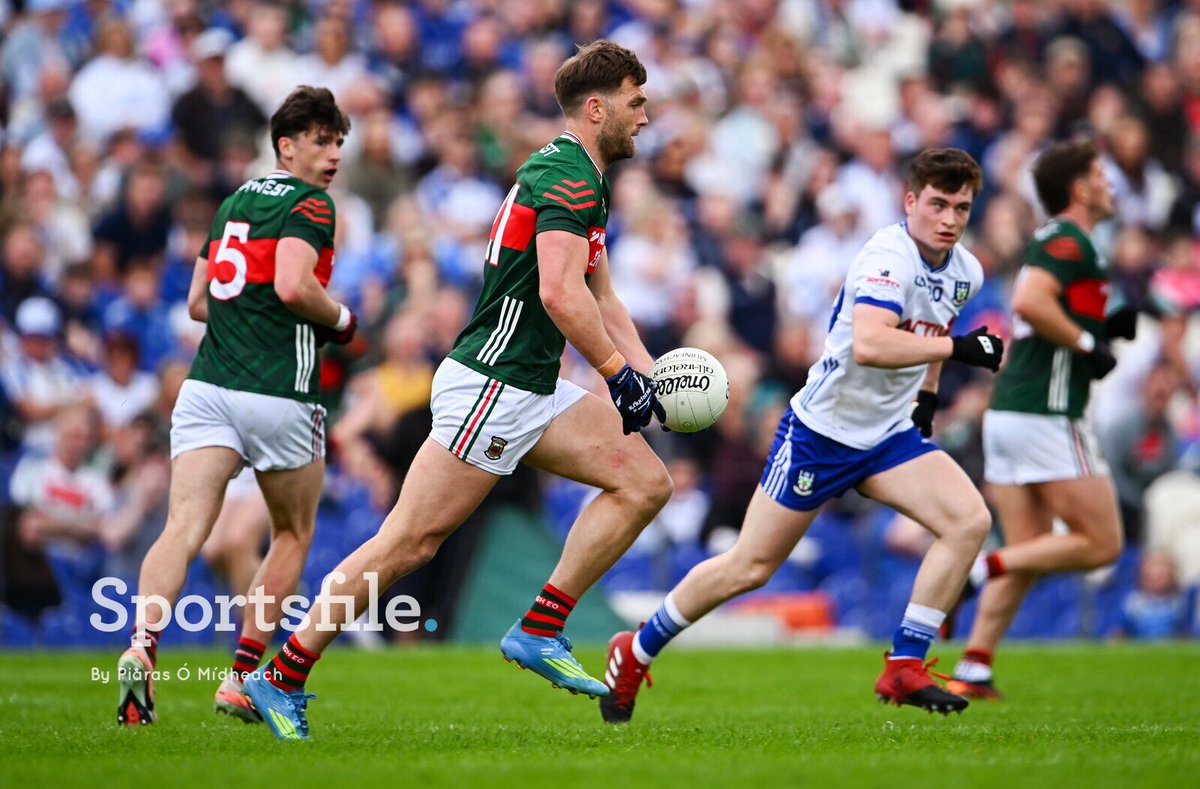 PiarasPOM's tweet photo. Aidan O'Shea playing for Mayo against Monaghan today in the All-Ireland SFC and becoming the first outfield footballer to play in 100 championship matches for their county in the history of the GAA. https://t.co/alNPm42Ns3