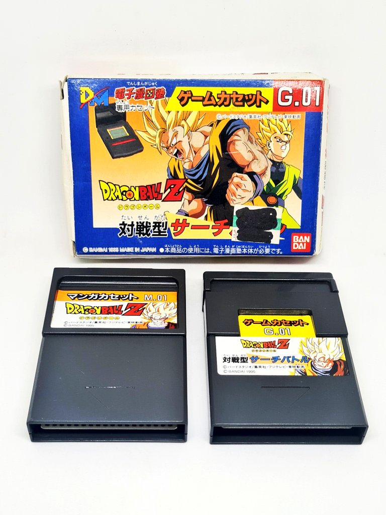 eduhern's tweet photo. #DragonBallZ Taisen-gata Search Battle para Design Master Senshi Mangajukuu. 1995, Bandai.

Simplísimo RPG táctil en el que podías utilizar los sprites creados en el cartucho M01 (intercambiables por infrarrojos) para utilizarlos en el juego G01 (acoplando ambos). https://t.co/NRXTUUzJhu