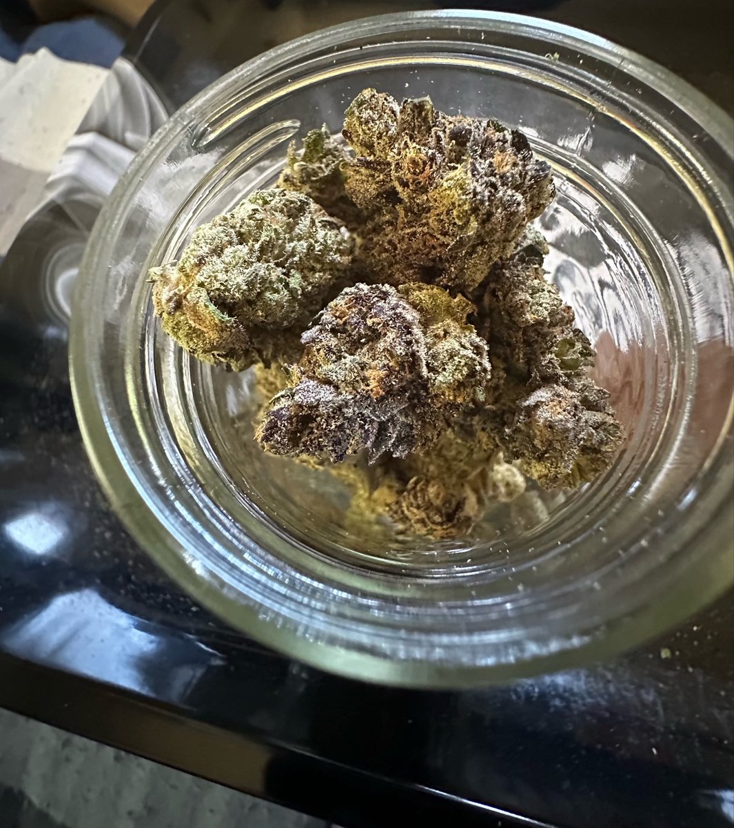 MoodyExotics's tweet photo. Sherbanger smokinnn https://t.co/0UGFcLAoOO