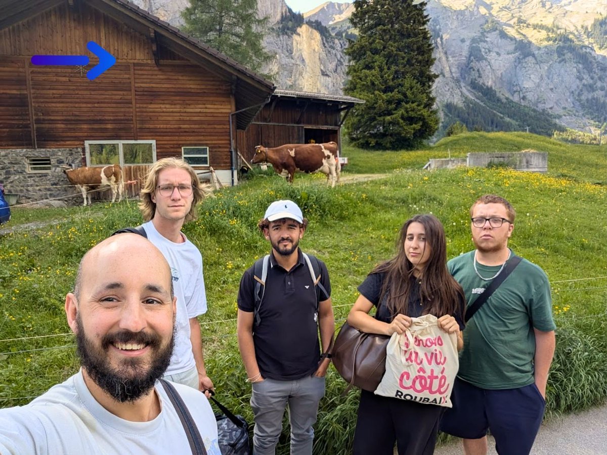OFCIFR's tweet photo. Journée Bruxelles Express: départ de Rome, amende injuste (1 min après achat ticket). Route vers la Suisse, puis Lötschberg: embarquement 29 places. Arrivée Kandersteg 30 min en retard: dernier téléphérique raté, rando 4h. Tension au McDo; fin au pique-nique. https://t.co/kLrLZ16gJJ