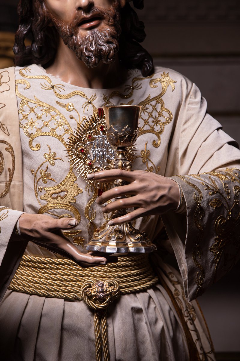 lacenademalaga's tweet photo. #ActualidadLaCena - El Señor de la Sagrada Cena se presenta ataviado con motivo del triduo eucarístico y la solemnidad del Corpus Christi.

«𝐒𝐞ñ𝐨𝐫, 𝐡𝐚𝐳 𝐝𝐞 𝐦𝐢 𝐜𝐨𝐫𝐚𝐳ó𝐧 𝐭𝐮 𝐚𝐥𝐭𝐚𝐫 𝐲 𝐝𝐞 𝐦𝐢 𝐯𝐢𝐝𝐚 𝐮𝐧𝐚 𝐞𝐮𝐜𝐚𝐫𝐢𝐬𝐭í𝐚.»

📸 @j16photos

#CorpusSagradaCena26
#CofradíasMLG
