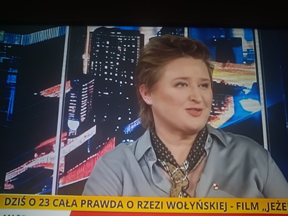 Rob52149493's tweet photo. Przedstawicielka Konfederacji Korony Polskiej 
Marta Mrzygłód w programie  Wpolsce24.
Ożywiona dyskusja i bardzo dobry merytoryczny występ przedstawicielki Korony. Brawa dla Marty!!!
@KoronyPolskiej 
@GrzegorzBraun_ 
@marta_mrzyglod 
@KoronaTarnow 
@Korona_Rzeszow https://t.co/A3wTiY32fC