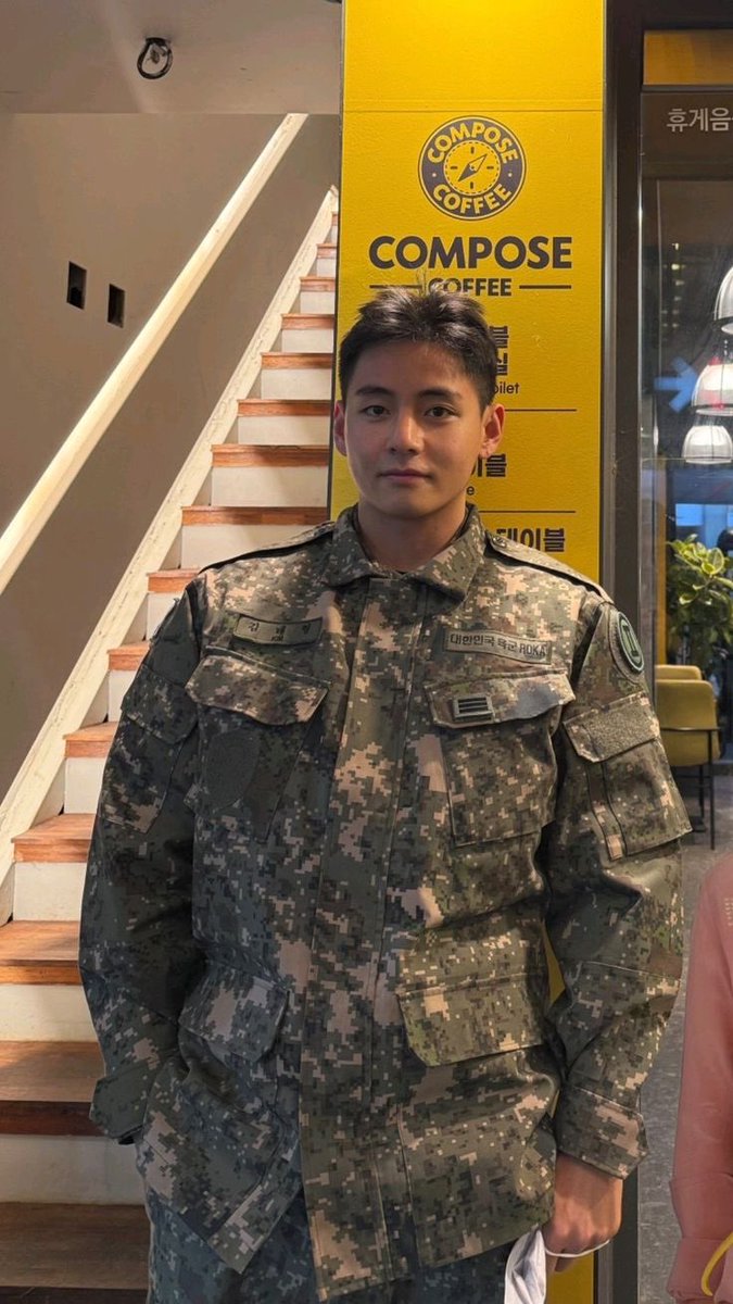 jkookbombom's tweet photo. queira abrir um tópico grande e gostoso ☝🏻 https://t.co/cbXuDi9pQB
