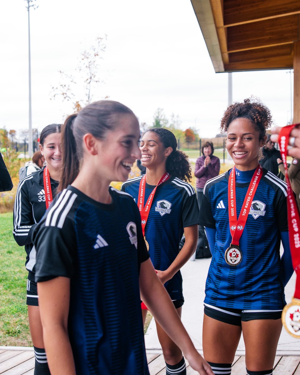 topratedseries's tweet photo. Always a good time at Top Rated events 👊

Shoutout to our 2025 Champions at the Challenge Cup! Excited to see everyone back on the field this fall ⚽

#TRS #ChallengeCup #TopRatedSeries https://t.co/uOrTLYnD7Q