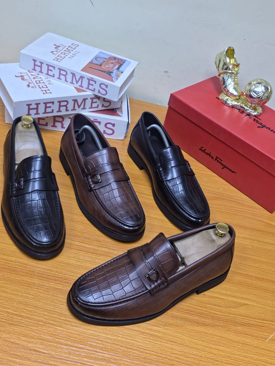praize_fee's tweet photo. Size: 40_____46
Price: 43,000
Delivery nationwide 🚚🇳🇬 

Victor Osimhen Thanksgiving gunners https://t.co/vtvbDGecGV