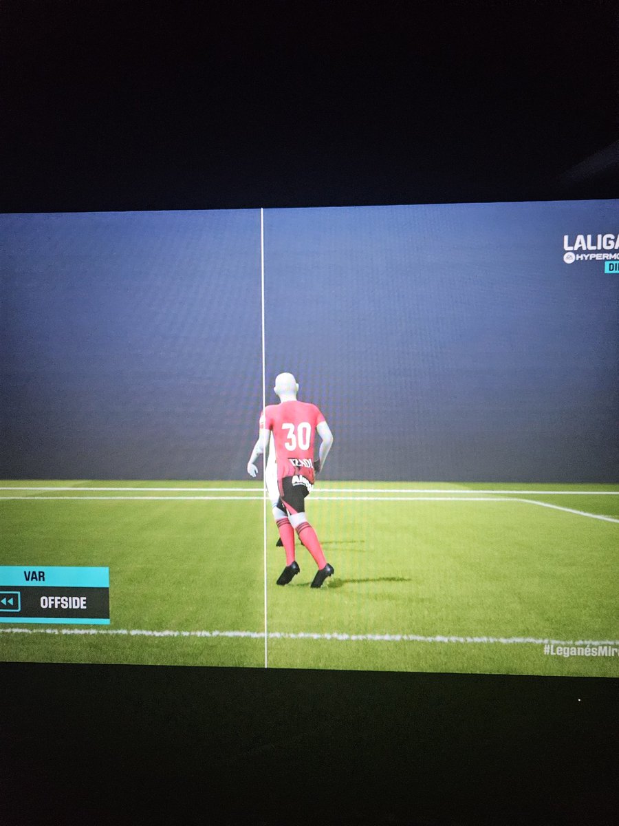 sposkar's tweet photo. Descender a un equipo por anular este gol es para que se tomen medidas legales, y lo digo completamente en serio. Tanto administrativas como penales si se demuestra mala fé. Esto NO es fuera de juego. https://t.co/QJbUiTI3uH