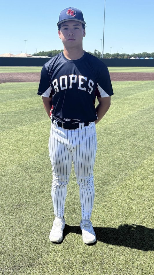 FiveToolTexas's tweet photo. F: @ropes_baseball 18U Flo 3, TBT Baltimore Orioles Scout Team 0
PoG: @BThompson2028 5 IP, 5H, 0R, 5K 
Hitter: @ivey_jake22 1-2, BB, RBI https://t.co/pCfzmjaR7e